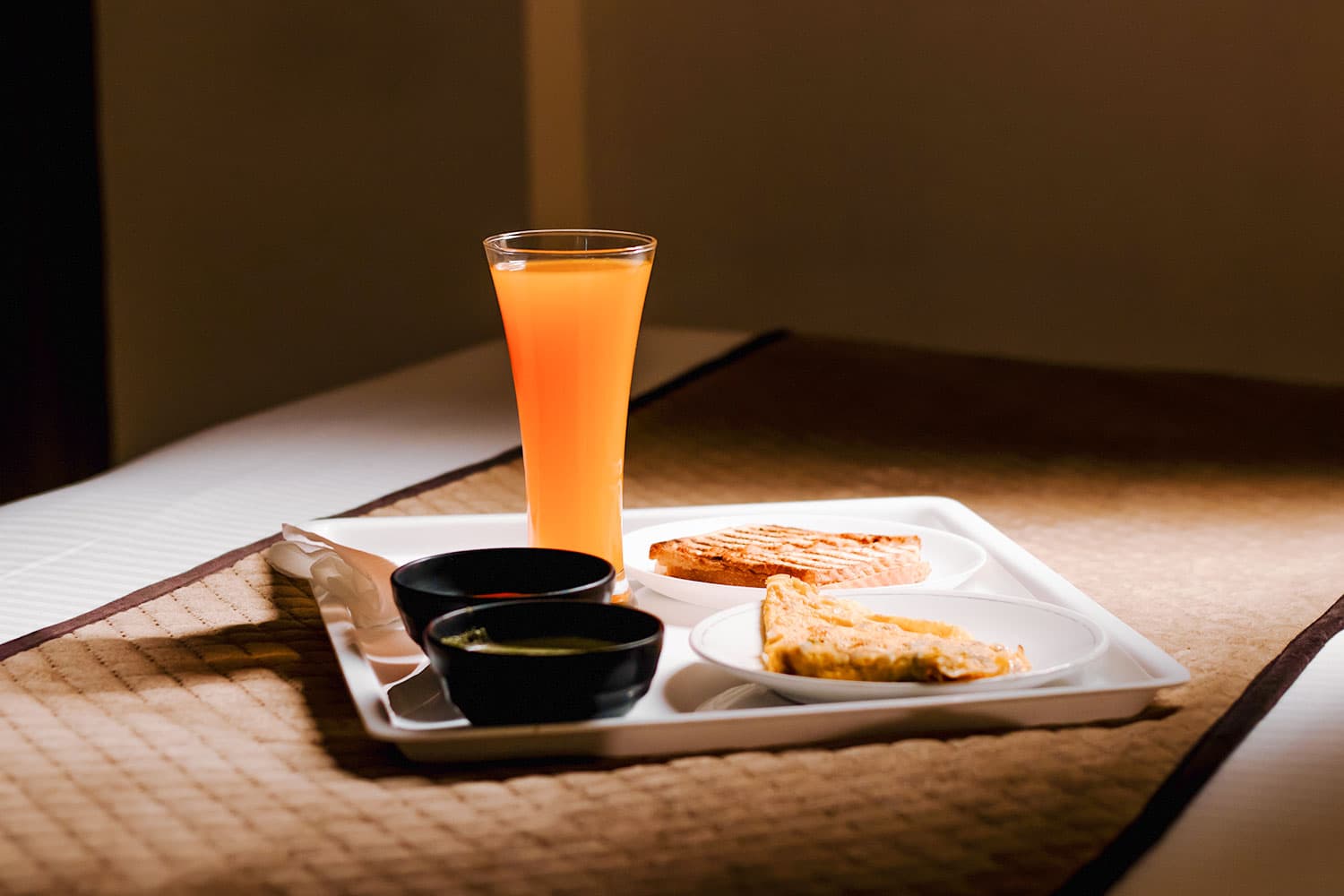 Breakfast in morning light