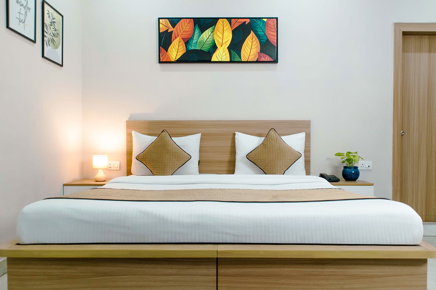 Bed under the leaf canvas