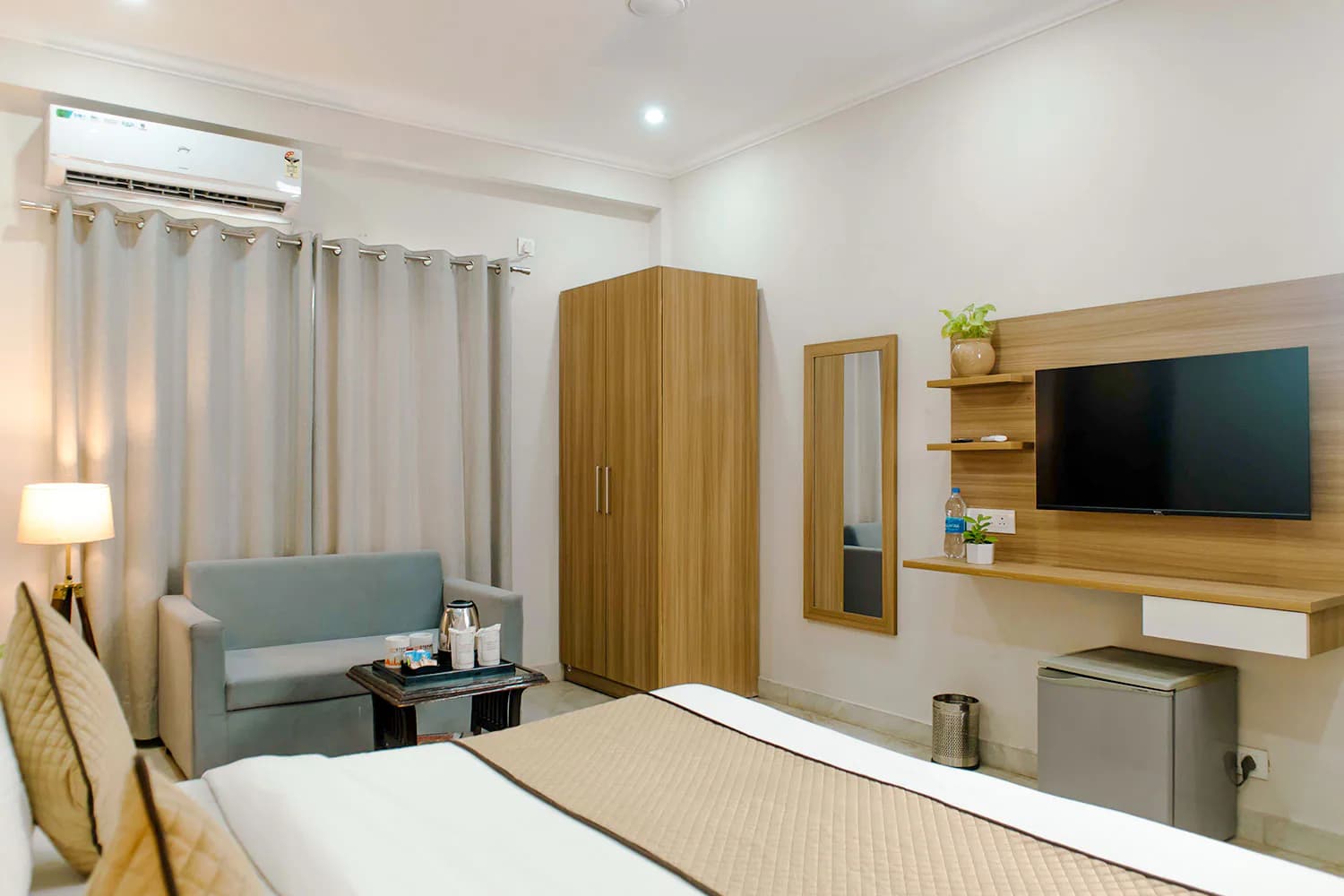 Deluxe Room With All Meals